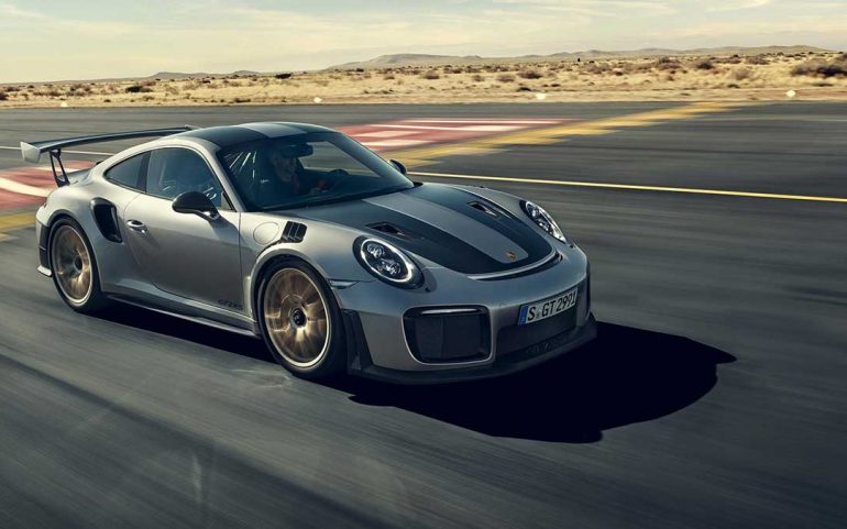 Porsche on Social Networking Sites