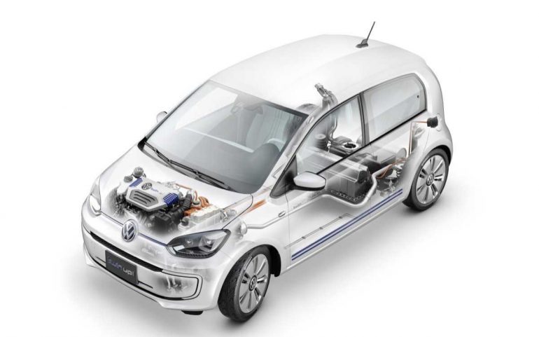 volkswagen surprises visitors with twin up concept car