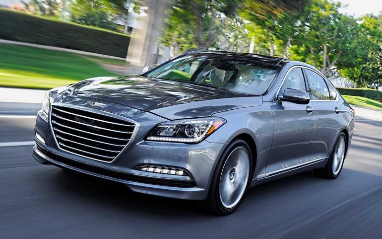 2014 Hyundai Santa Fe Sport Wins Family Car Award