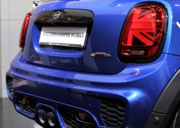 The Classic mini vs The Modern mini