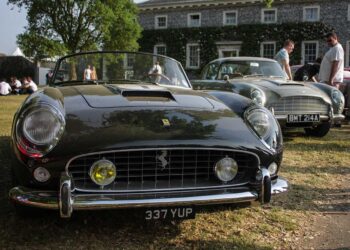 1961-ferrari 250 gt california spyder review