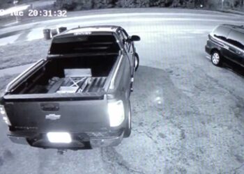 Tesla Model S Crashes After a Huge Leap