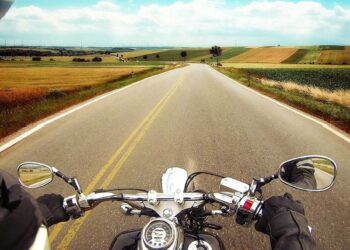 The Best Picnic Spots in Paris to Visit on your Motorbike