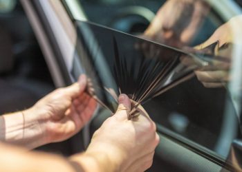 How to remove window tint